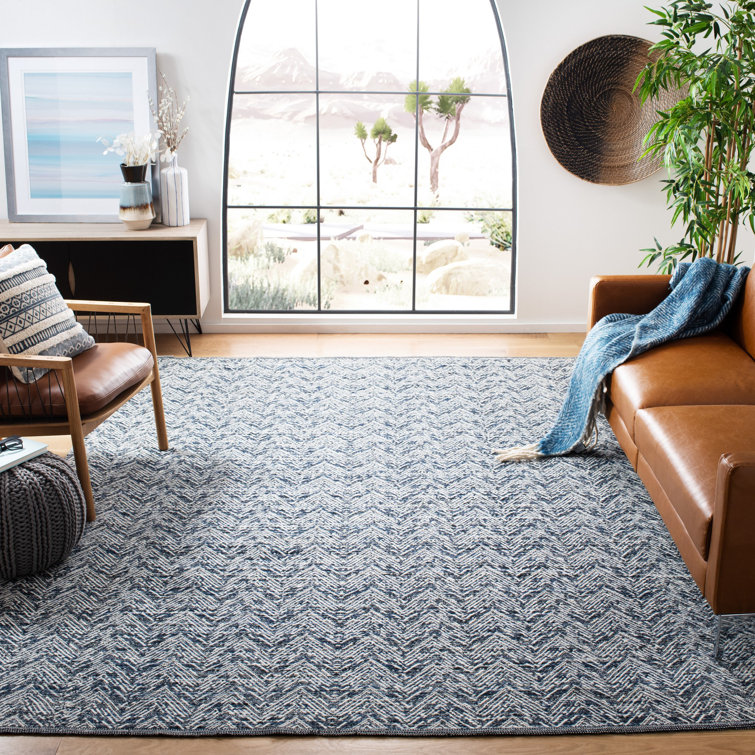 Cobb Kilim Hand Woven Wool Chevron Rug