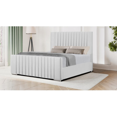 Steve Upholstered Bed