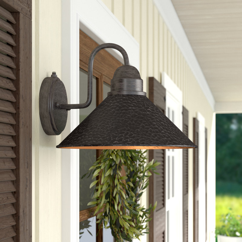 Luminaire de grange d'extérieur avec crépuscule à l'aube Callery, H 9 po x l 12 po x P 14 po