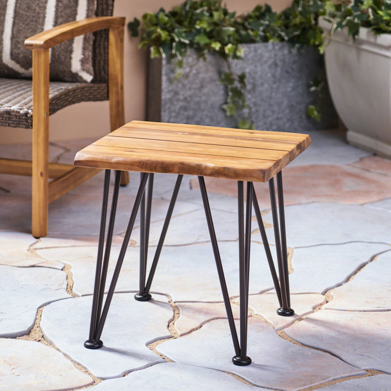 Table d'appoint rustique industrielle avec pieds en métal et plateau en bois, captivante, 45,7 x 45,7 x 45,7 cm, couleurs variées, plateau sur pieds, polyvalente, finition au choix