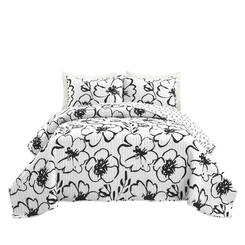 Scandinavian Reversible Floral Quilt Set, Full/Double Quilt + 2 Shams, Black/White