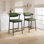  Ensemble de 2 tabourets de bar modernes en cuir souple vert foncé rembourrés à hauteur de comptoir, chaises d'îlot de cuisine robustes en métal avec dossier ergonomique et repose-pieds pour le bar et la salle à manger