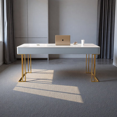 Bureau exquis et unique