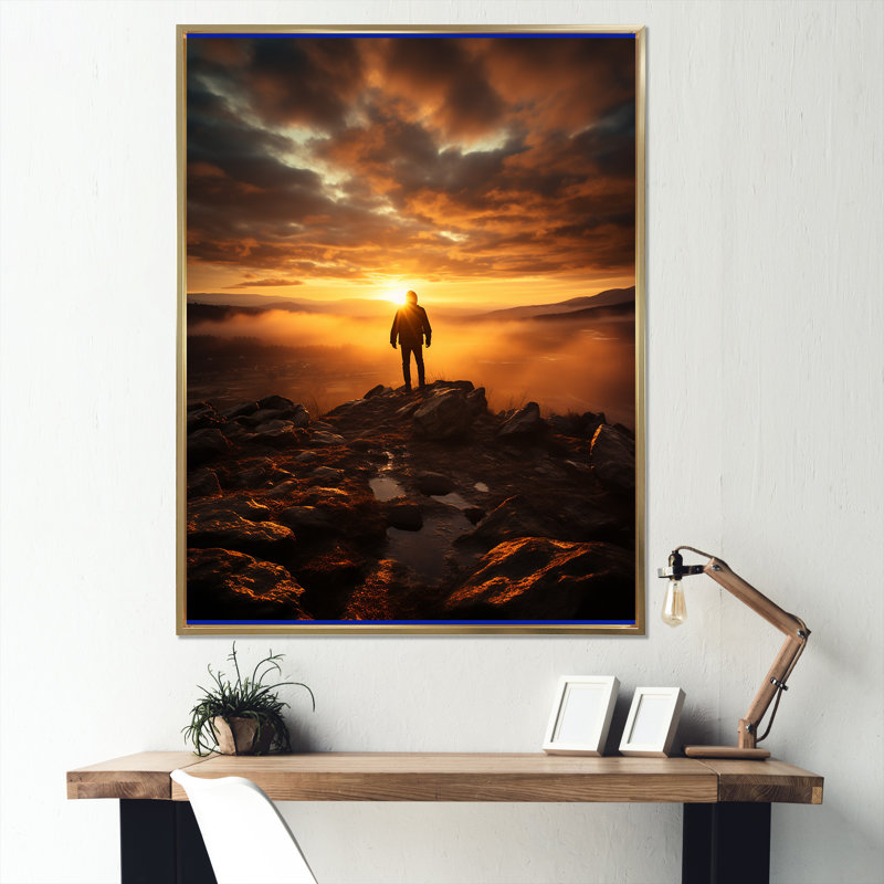 «Lewak Sunrise Embraces The Dawn I», reproduction sur toile, H 32 po x l 24 po x P 1 po, Cadre flottant doré
