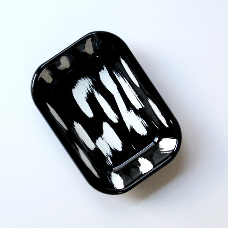 Elifle Enamelware Platter, Black