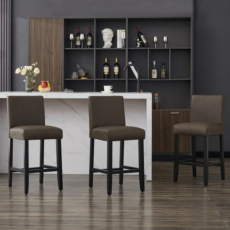 Tabouret de bar rembourré avec structure en bois massif, Brun / similicuir, 1, Tabouret de bar (siège d'une hauteur de 29 po)