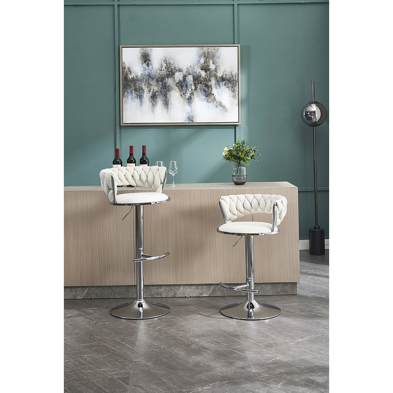 Ensemble de 2 tabourets de bar, avec repose-pieds chromé et base pivotante à hauteur réglable en velours + tabouret de bar simple à pieds chromés - Crème