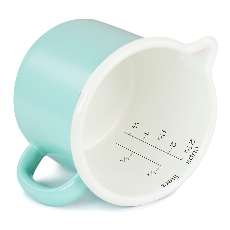 Aqua Enamel on Steel 2.5 Cup Measuring Cup