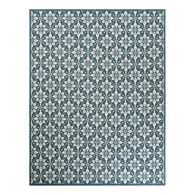 Indoor/Outdoor Trellis Area Rug, Rectangle 7'10" x 10'