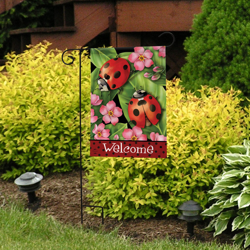 Drapeau de jardin coccinelles sur feuilles, Printemps rouge/rose/vert
