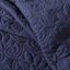 Couvre-lit bleu marine doux et confortable 3 pièces, coin fendu, motif plissé, bourre, tissu d'angle-124253808