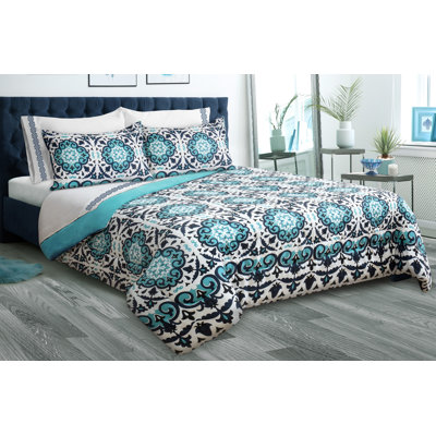 Arwood Damask Comforter
