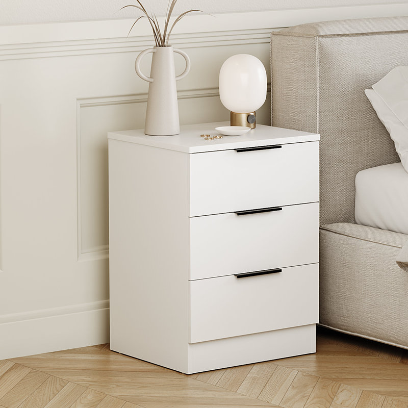 Tanishi 3 Drawer Bedside Chest Modern Bedroom Nightstand, White
