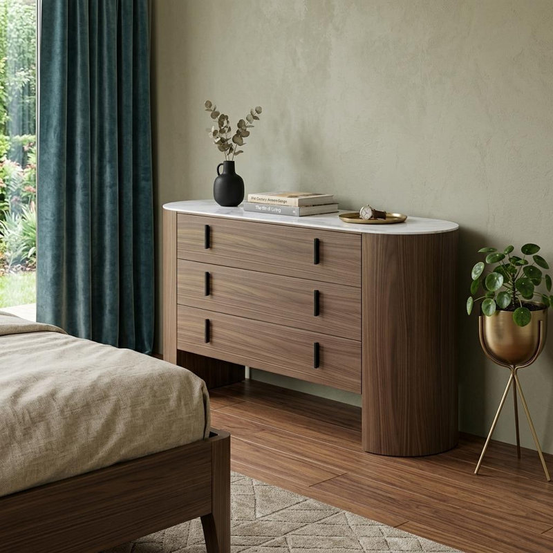 Commode 55 po à trois tiroirs en bois brun