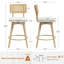 Tabouret de comptoir de 26,2 po avec dossier en rotin et structure en bois massif Uniondale-260546056