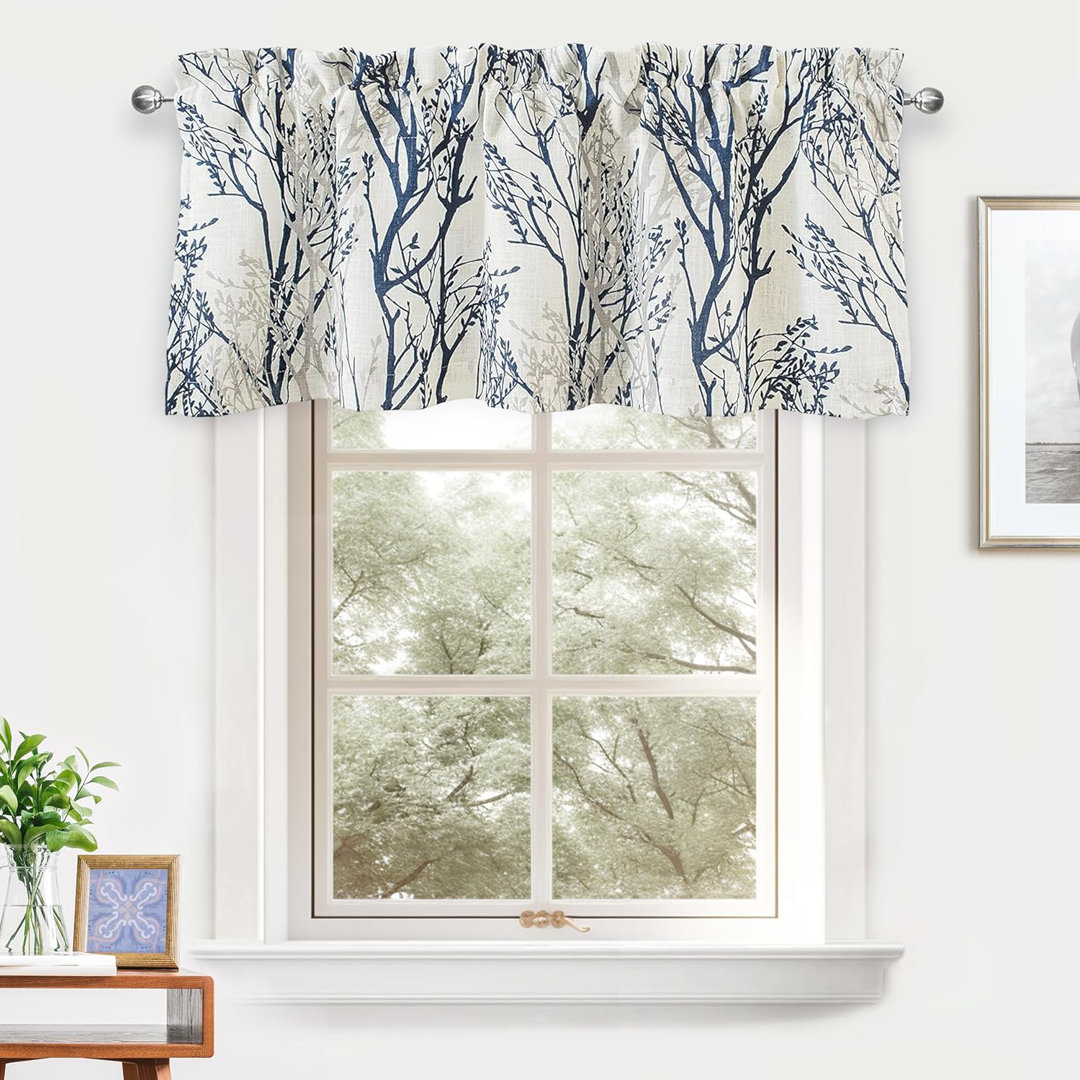 Floral Scalloped Window Valance Lark Manor™
