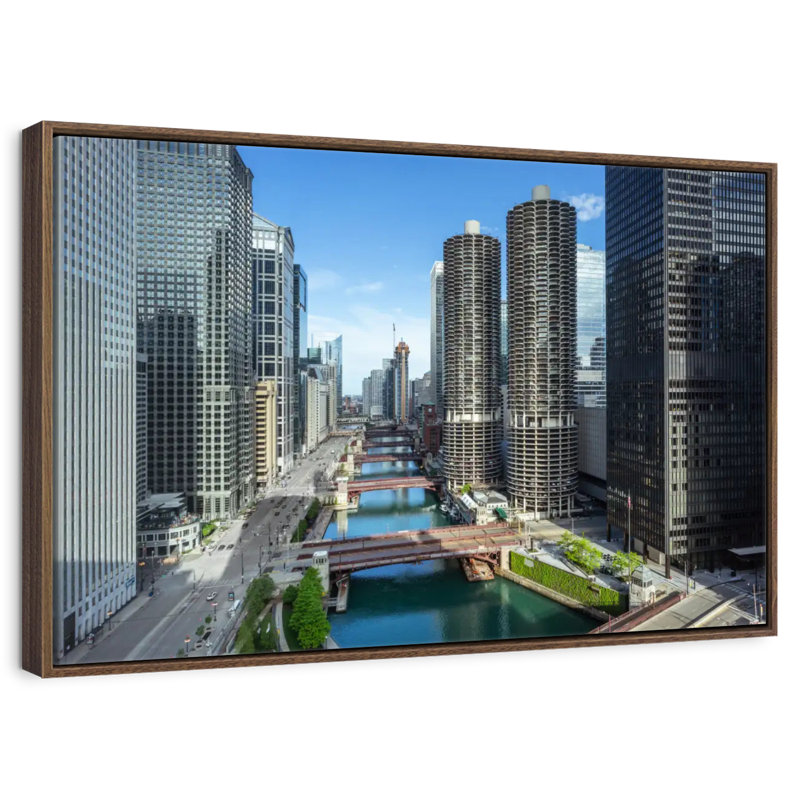 Chicago Riverside Towers, 31 po x 21 po, Cadre flottant noyer