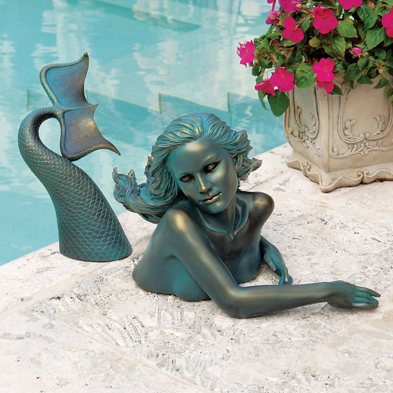 Meara The Mermaid Swimmer Statue