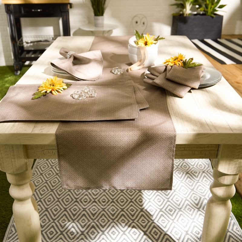 Serviette 13 po Jakevious, Brun