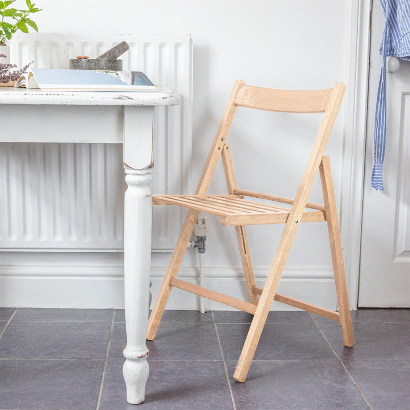 Harbour Housewares - Beech Wood Folding Chair, Natural