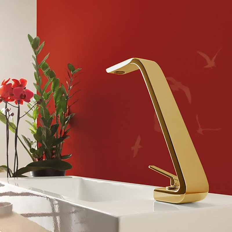 Wolo Single Hole Bathroom Faucet with Drain Assembly, Polished Gold