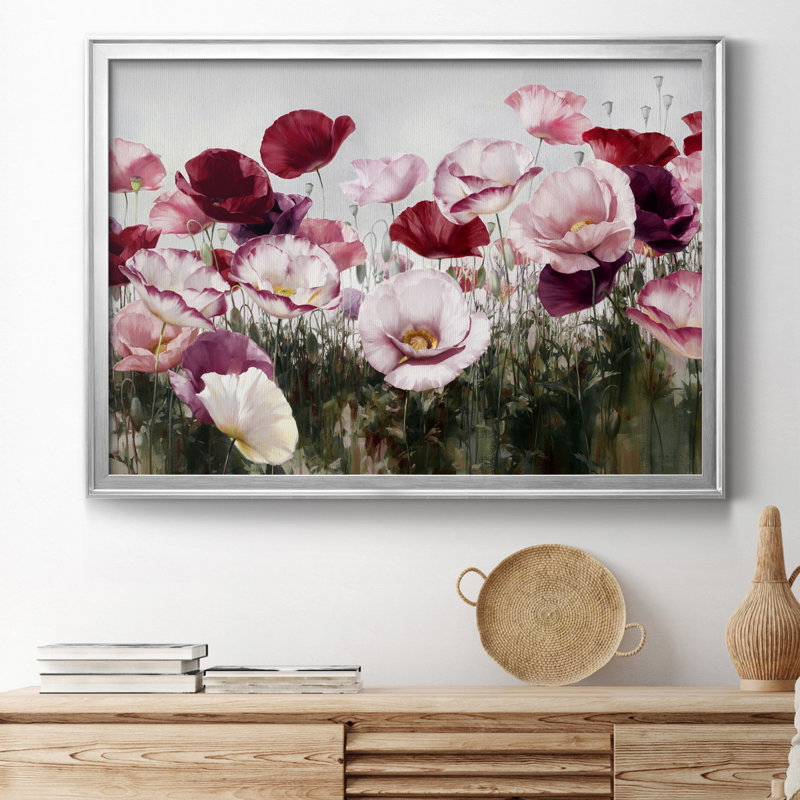 Royal Poppy Field - peinture encadrée, Toile avec cadre argenté, H 30,5 po x l 42,5 po x P 1,5 po