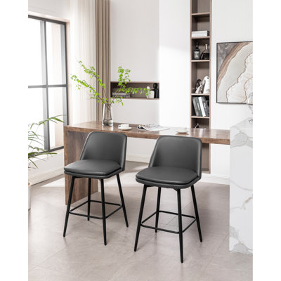 2 tabourets de bar pivotants à hauteur de comptoir, 360 sièges rembourrés pivotants avec dossier et pieds en métal, siège de 25,6 po pour pub de cuisine, tabouret de salle à manger en similicuir gris 2 pièces, îlot rotatif et tabourets synthétiques foncés