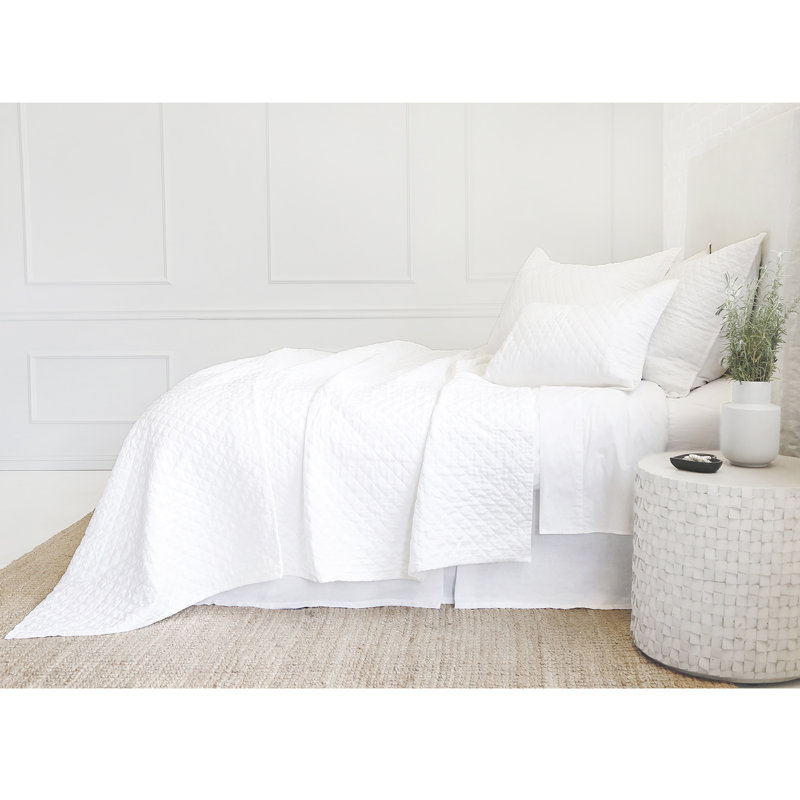 Hampton Linen Coverlet, King Coverlet, White