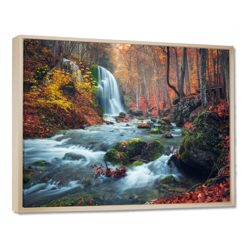 Autumn Mountain Waterfall Long View - Reproduction de photo sur toile tendue, H 30 po x l 40 po, Érable
