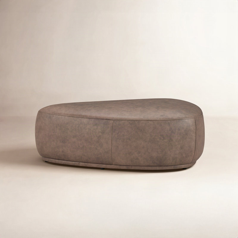 Repose-pieds triangulaire en cuir véritable Adna, Noyer