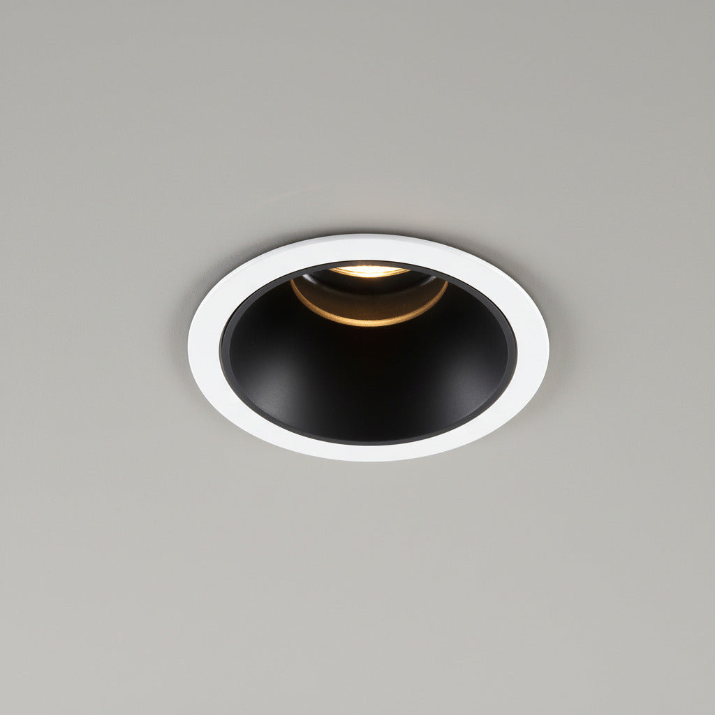 UltraBeam 5 Watt LED Dimmable Round Recessed Ceiling Downlight