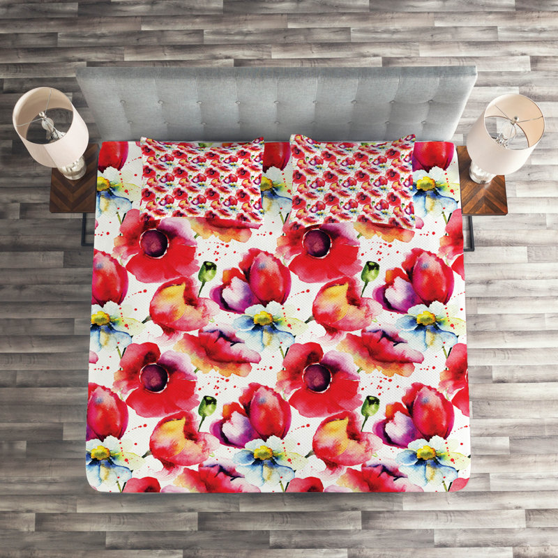 Poppy Farmhouse / Country Floral Coverlet