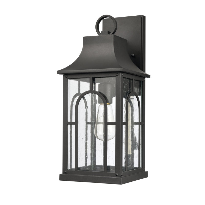 Applique murale d'extérieur 1 lumière Triumph 17,75 po de hauteur - noir texturé, H 17,75 po x l 7,75 po x P 8,25 po