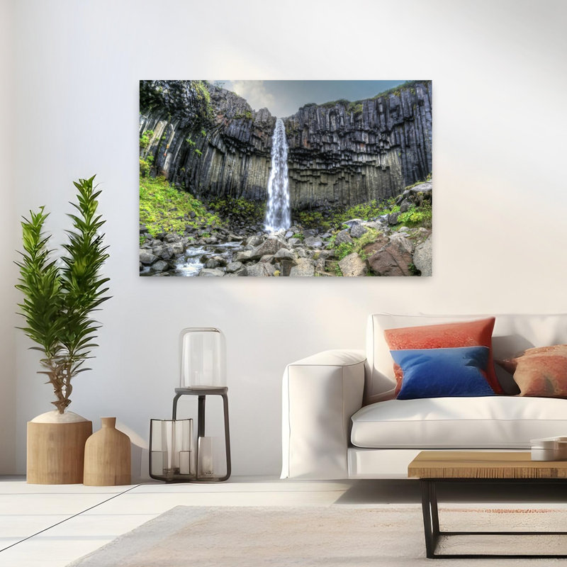Svartifoss, paysage abstrait contemporain, art naturel, H 32 po x l 48 po