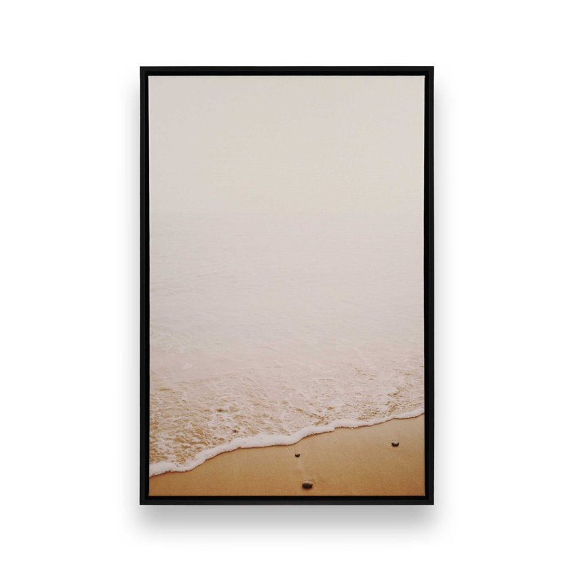 «Gentle Beach Tides», reproduction sur toile, Cadre flottant noir satiné, H 12,75 po x l 8,75 po x P 1,75 po
