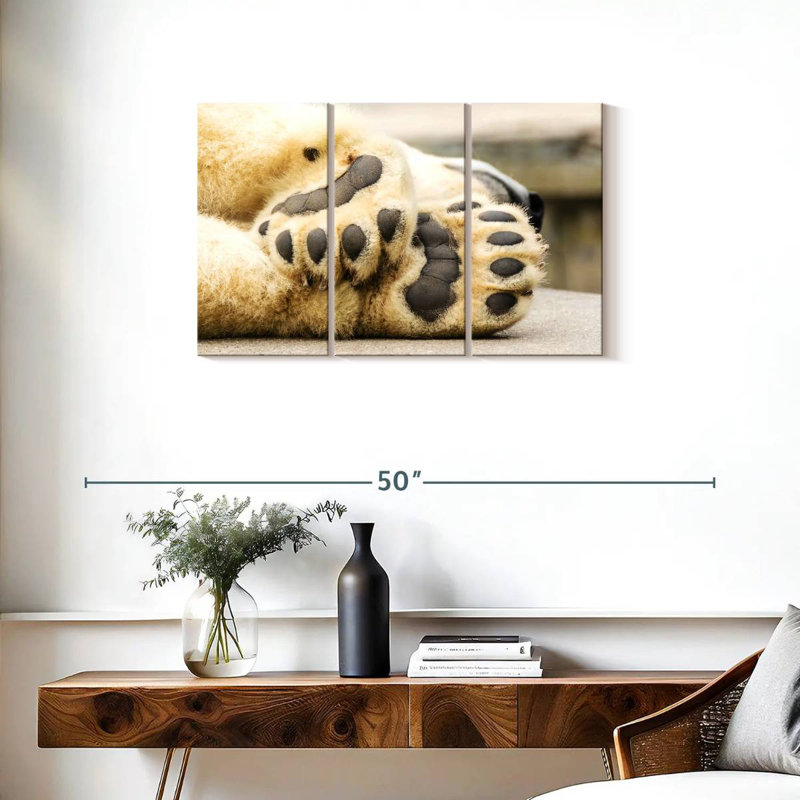 Brampt Polar Bear Paws, 20" H x 33" W