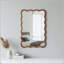 Miroir ondulé rectangulaire en bois massif brun jaunâtre (20 x 30)