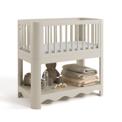 Casablanca 3-in-1 Convertible Bassinet