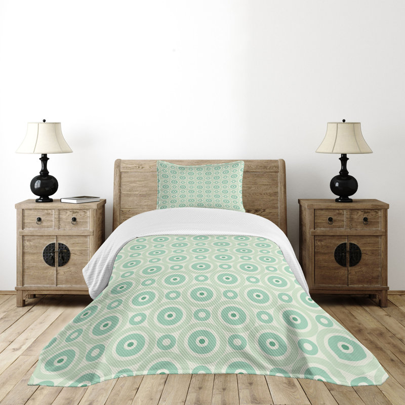 Twin White and Seafoam Geometric Kids Bedspread Set