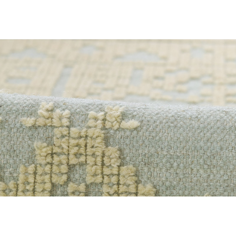 Momeni Bristol Traditional Medallion Blue Area Rug, Rectangle 9' x 12'