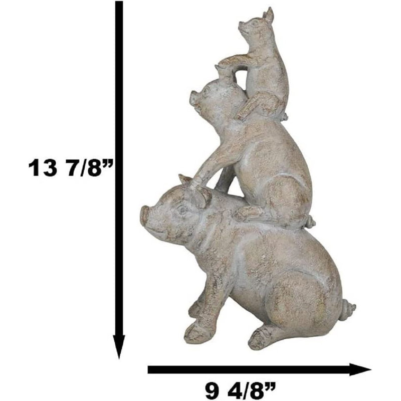 Figurine Piggyback Ride
