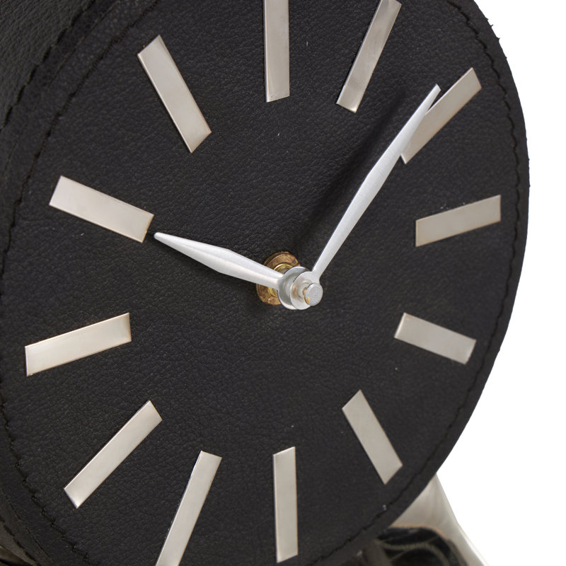 Horloge décorative ronde en similicuir avec base rectangulaire argentée