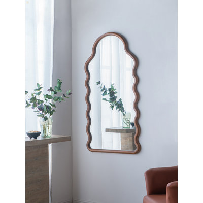 Miroir arqué en bois avec cadre unique
