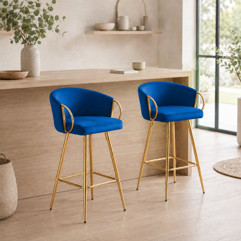 Tabouret de bar Mykaylah avec accoudoirs en métal et repose-pieds rectangulaire, Bleu