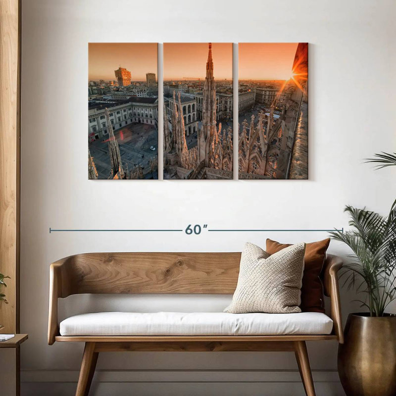 Coucher de soleil sur la place Milan, H 28 po x l 45 po