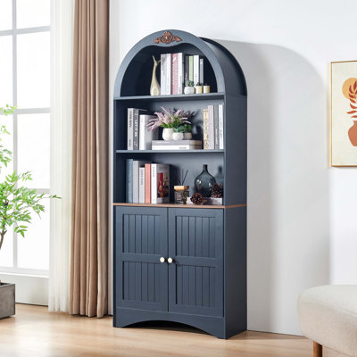 Armoire de rangement arquée avec appliques décoratives, buffet en panneau de fibres à densité moyenne anti-égratignures, tablettes et charnières réglables, sangle anti-basculement, armoire à vin de rangement autoportante pour le salon et la salle à manger
