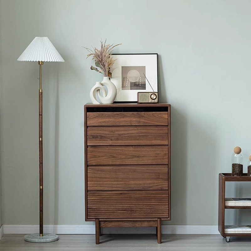 Simple And Versatile Practical Accent Chest