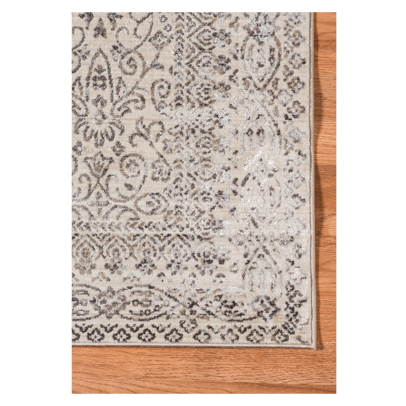 Cadence Oriental Indoor Rug, Rectangle 3'11" x 5'7"