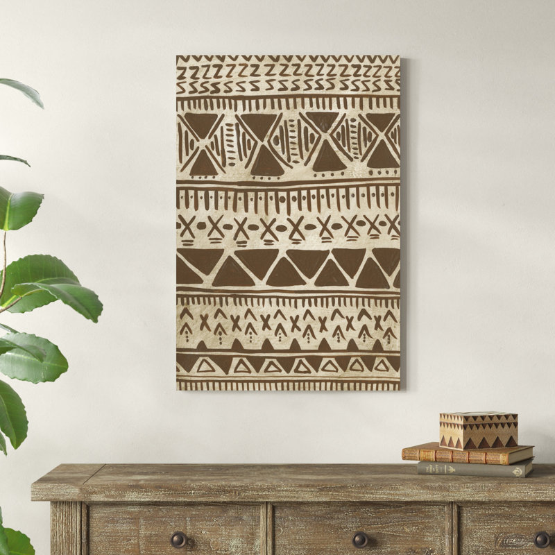 Tribal Markings II par Regina Moore - peinture sur toile tendue, H 36 po x l 24 po