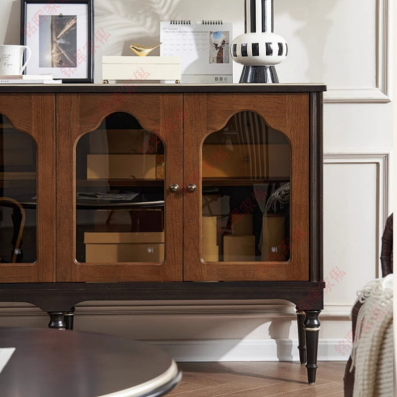Buffet de luxe de style rétro